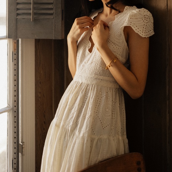 UO Wild Daisy Eyelet Tie-Back Midi Dress - Picture 1 of 4